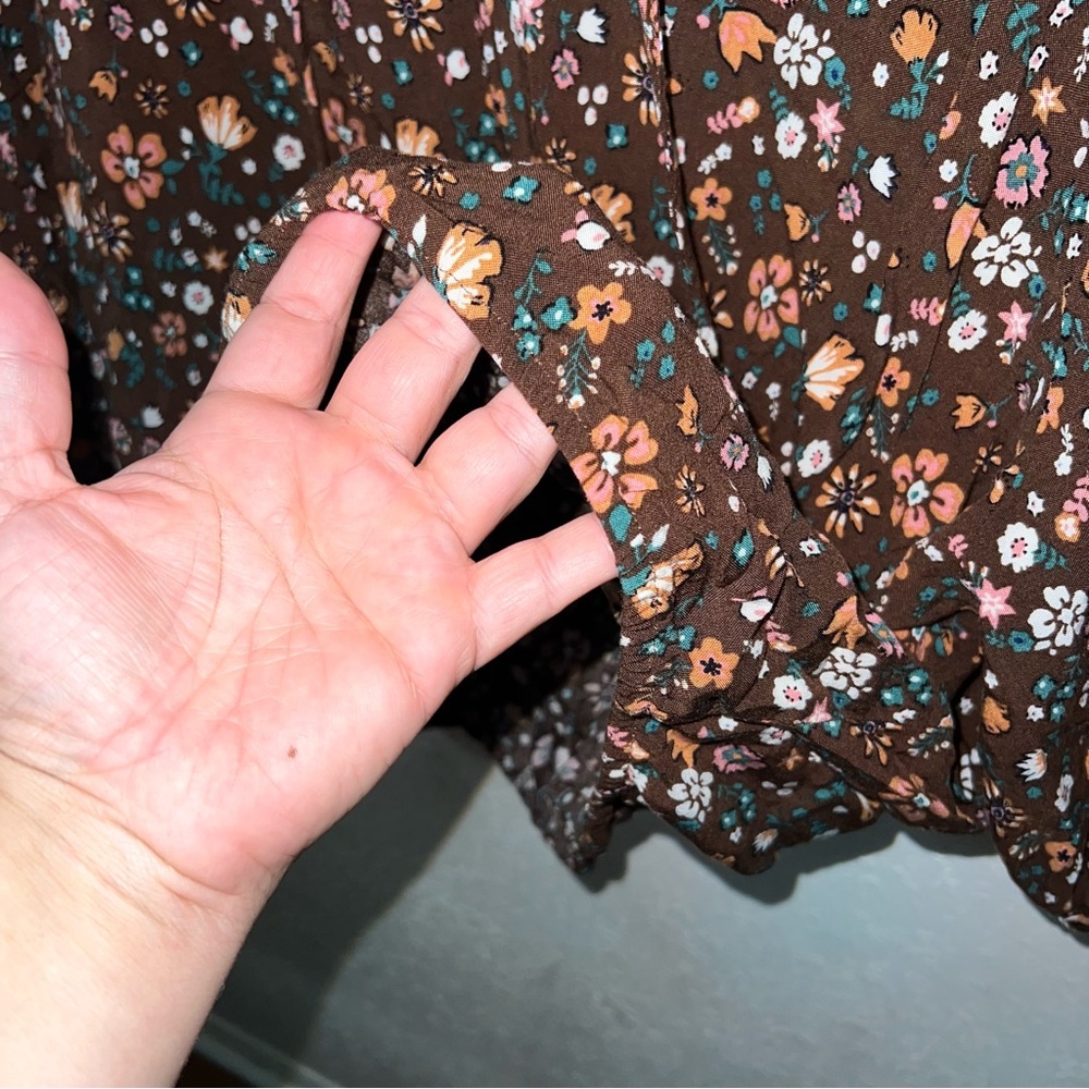Lark and Grey Brown Floral Print Skirt and Top Set Size 2X. - Picture 3 of 11